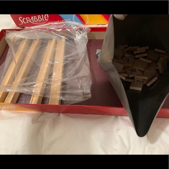 SCRABBLE - Picture 2 of 3